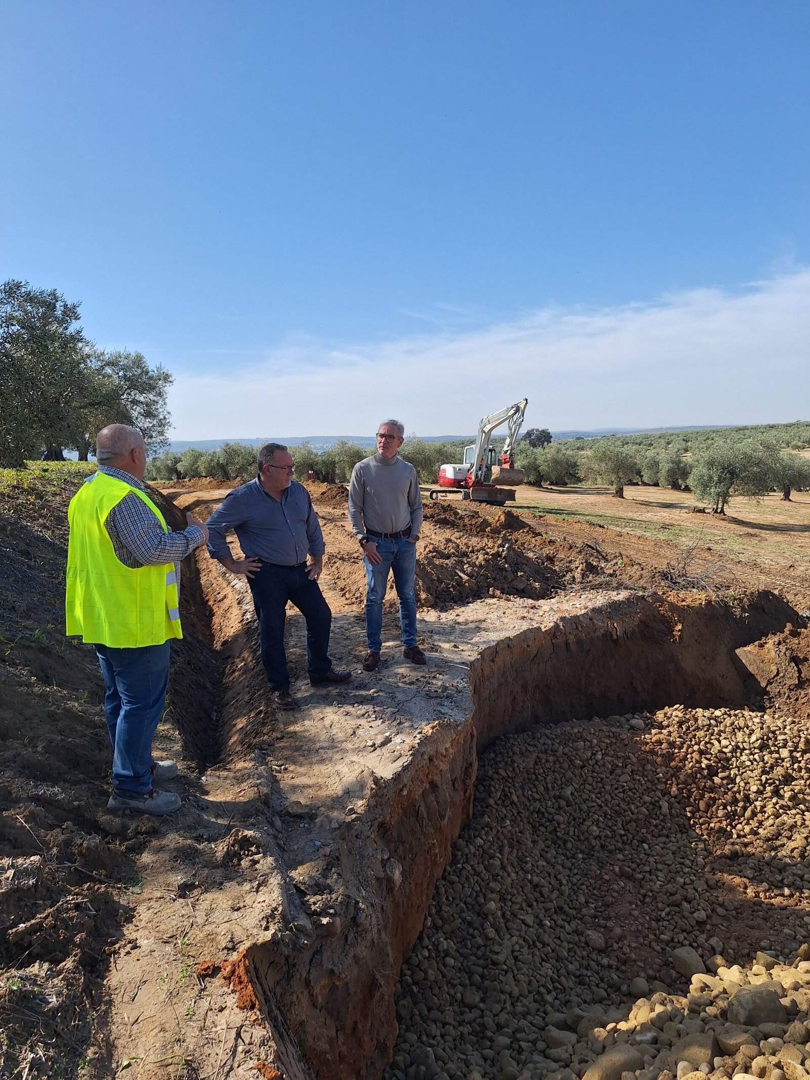 Bailén activa un plan de urgencia para reparar 126 km de caminos rurales tras el temporal
