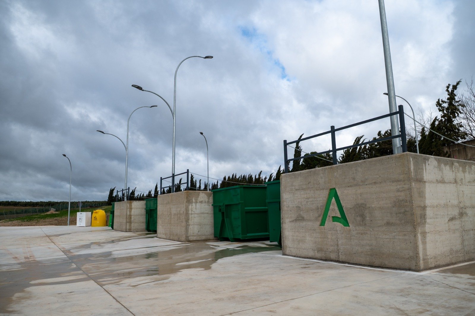 Jaén da un salto en sostenibilidad: La Junta invierte más de 4,3 millones en una red clave de puntos limpios