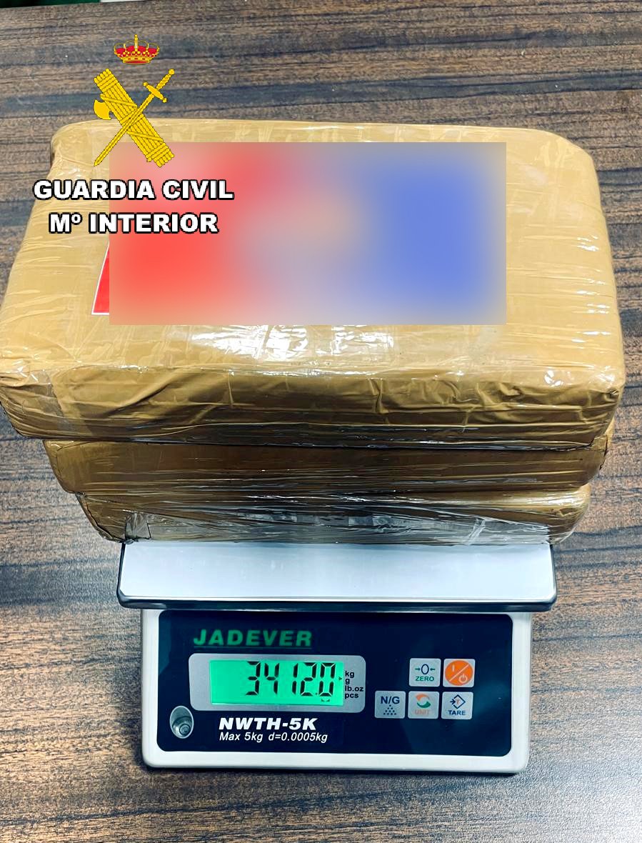 Golpe al narcotráfico en Jaén: Cae un vehículo con más de 3 kilos de cocaína en la A-316 a su paso por Baeza