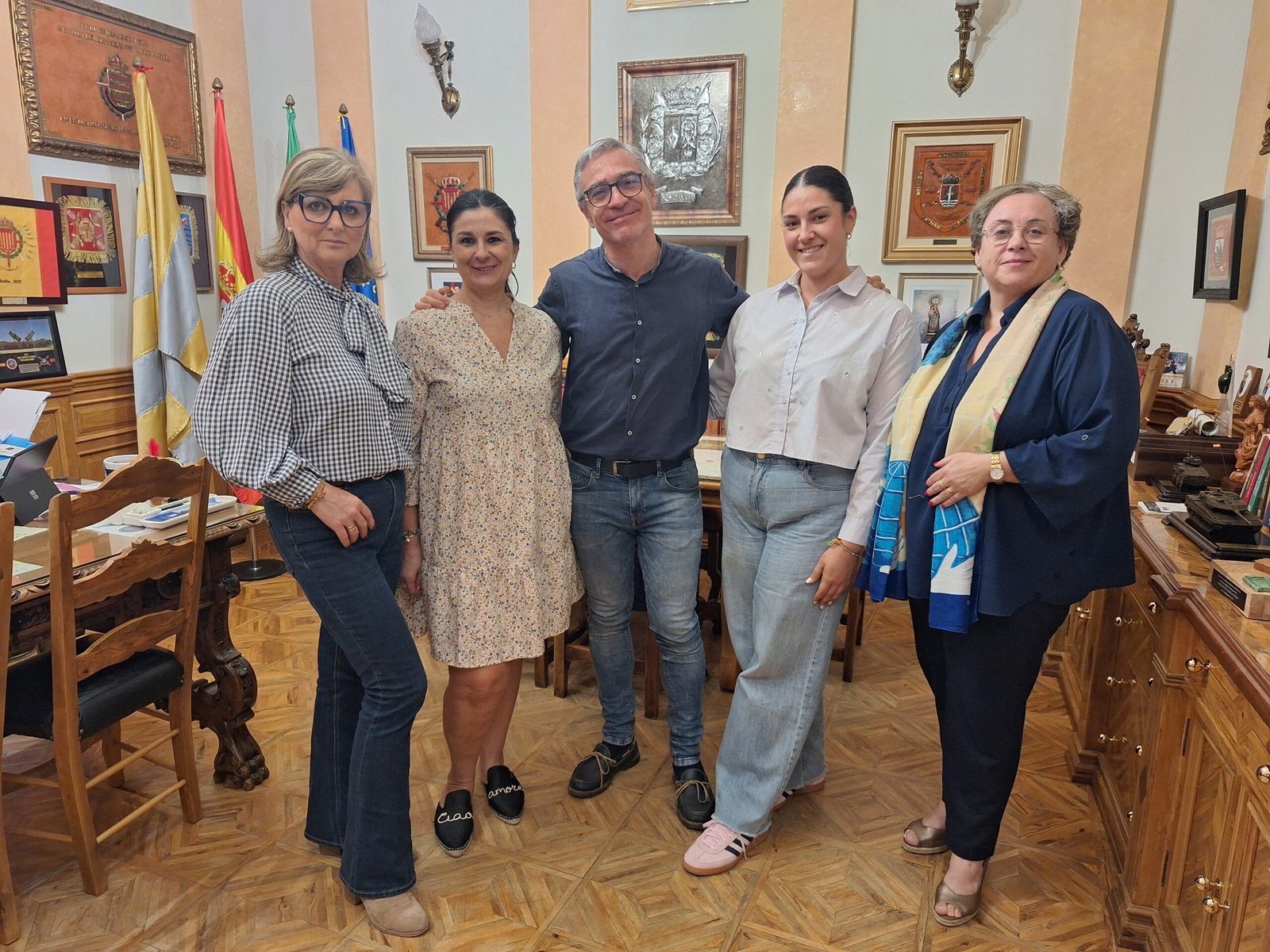 El Ayuntamiento de Bailén y AFA unen fuerzas: nuevos planes para transformar la atención del Alzheimer en el municipio