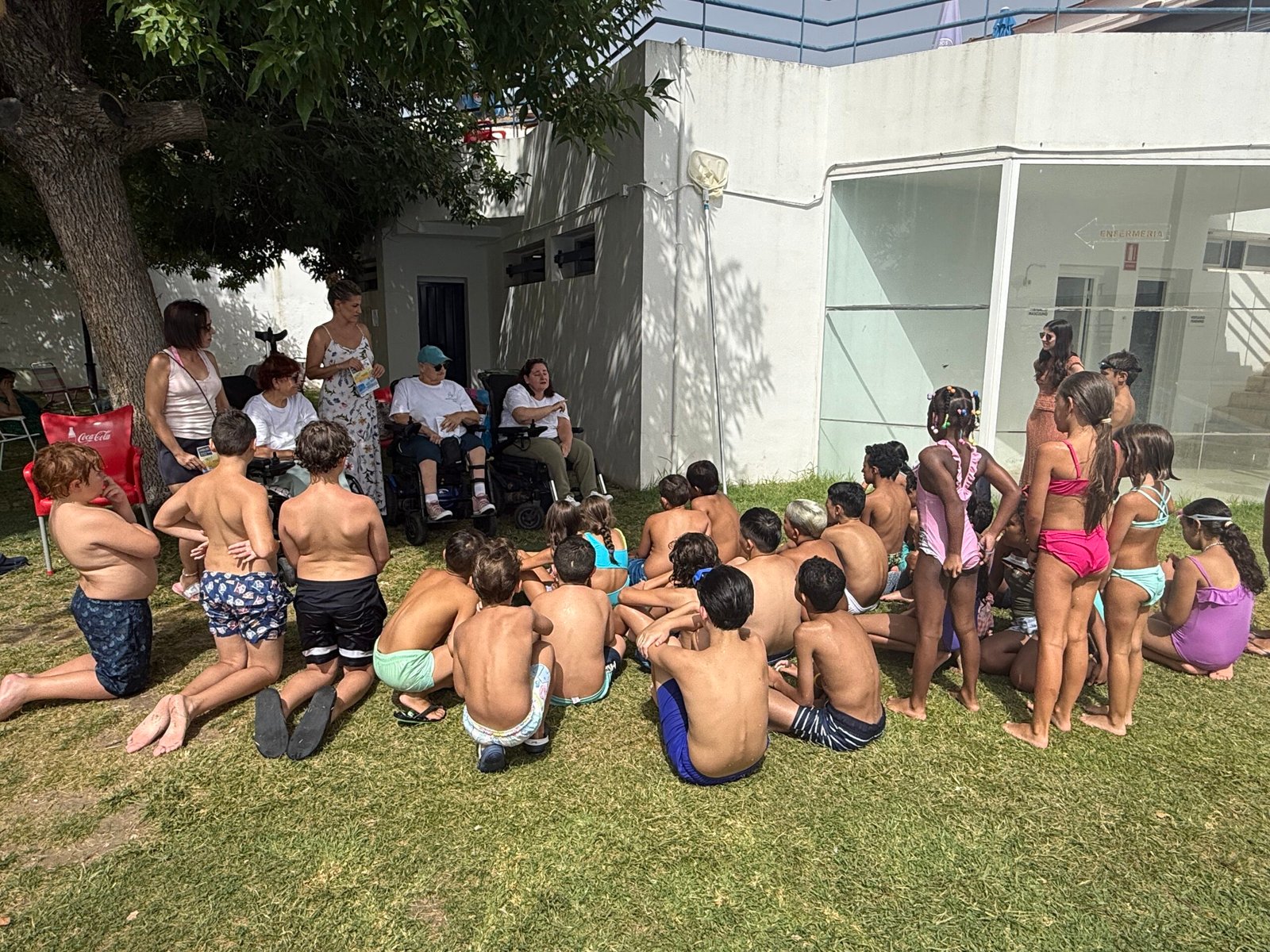 El gesto al tirarte a la piscina que puede cambiarte la vida: la alerta de Jaén para evitar accidentes graves este verano