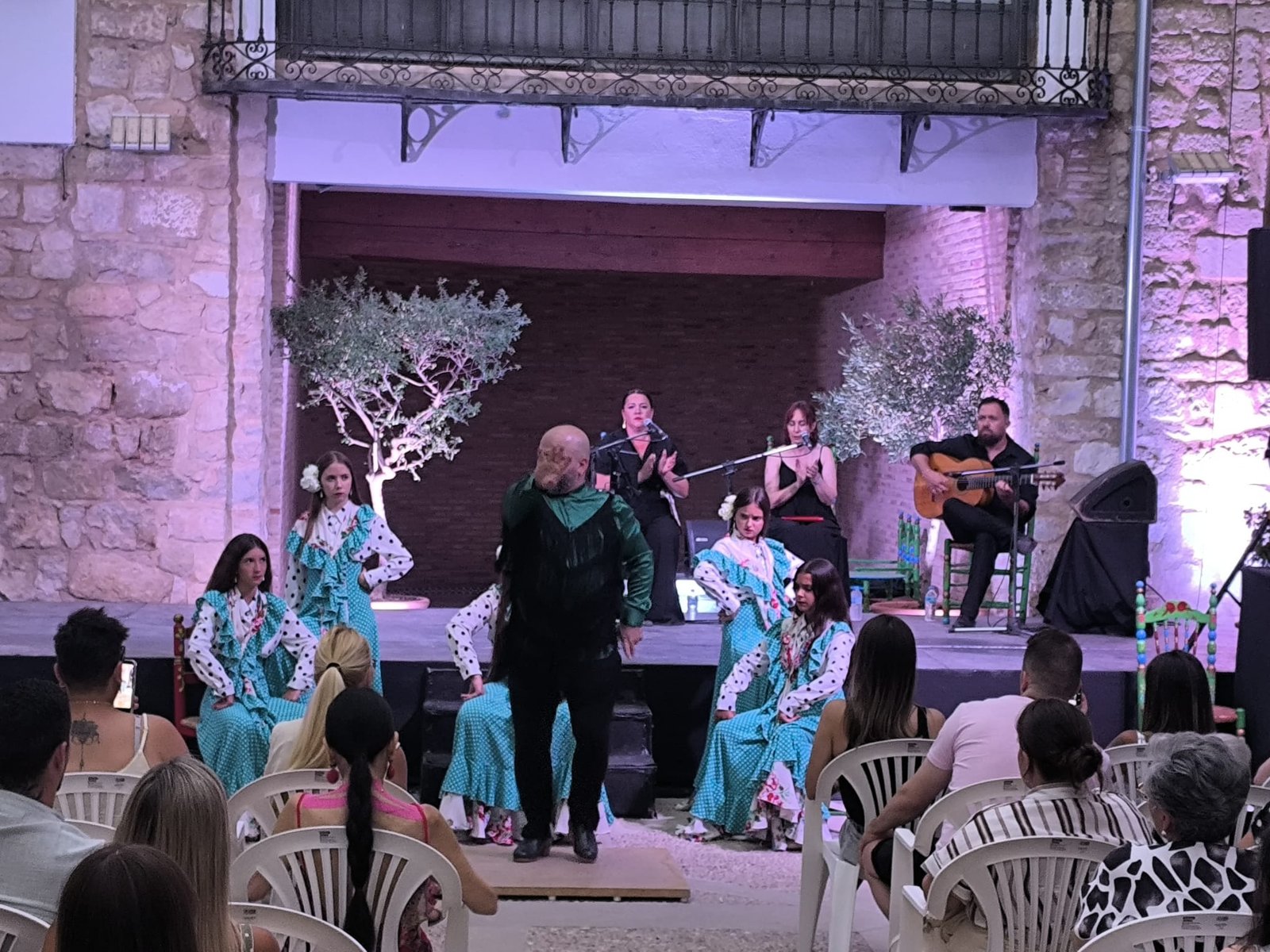 El Salón Mudéjar vibra con el duende de Carlos Santiago y anuncia su broche de oro flamenco para el 23 de julio